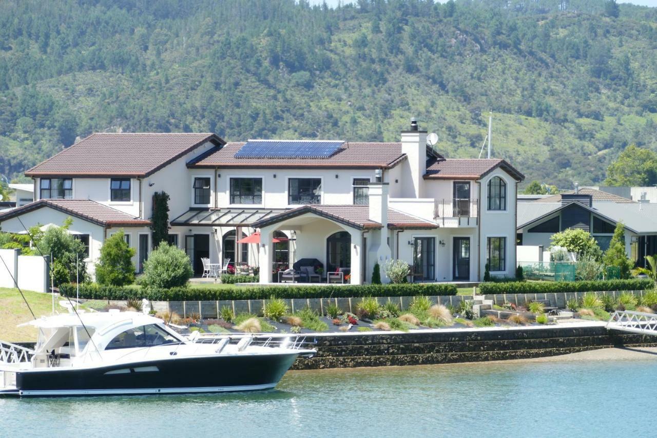 Casa Aquila Bed and Breakfast Whitianga Exteriör bild
